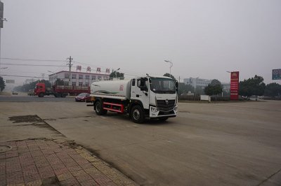 福田    12-15噸   灑水（shuǐ）車