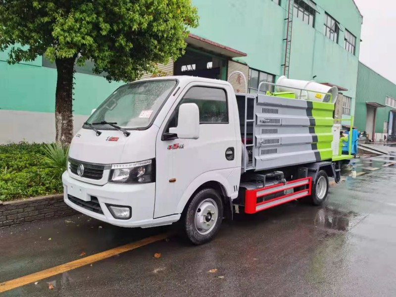 東風途（tú）逸   藍牌 多功能抑塵車